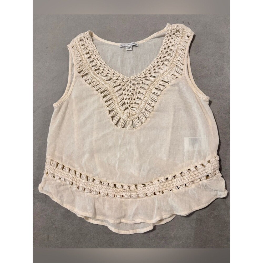 American Eagle Crochet Lace Boho Crop Tank Top Cream Sleeveless Medium